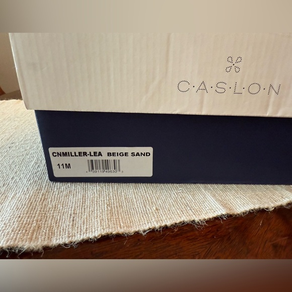 Miller Water Resistant Lug Chelsea Boots - Picture 5 of 8